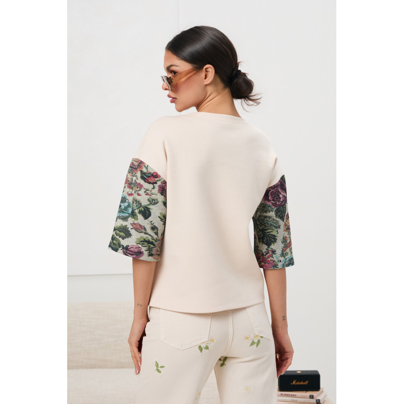 Bluzka z rękawami 3/4 w kwiatowy wzór | Hurtownia odzieży damskiej dla butiku