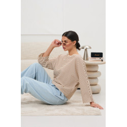 Oversize’owa bluzka w paski z szerokimi rękawami | Hurt odzieży włoskiej