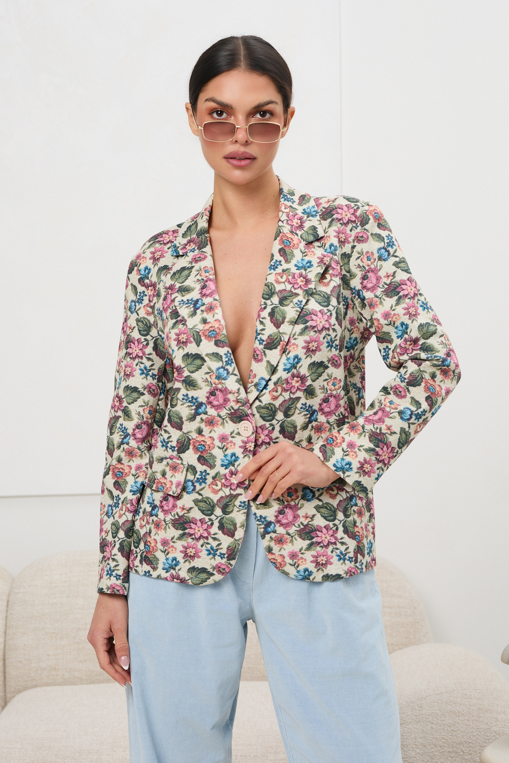 Marynarka w kwiatowy wzór | Hurtownia odzieży na sztuki