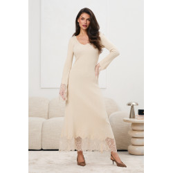 Sukienka maxi z koronkowym wykończeniem i długim rękawem | Hurtownia online