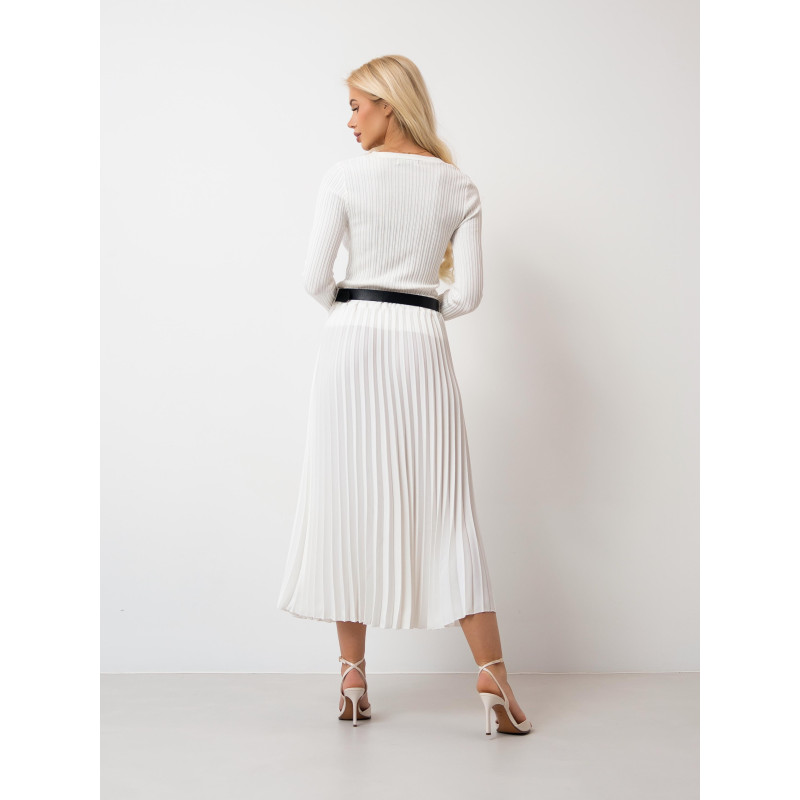 Plisowana spódnica z paskiem | Hurt odzieży damskiej dla sklepów internetowych