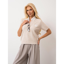 Sweter z koronkowym kołnierzem