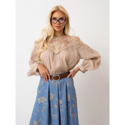 Bluzka z koronkowymi wstawkami | Hurtownia odzieży na sztuki