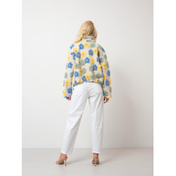 Casualowe spodnie z plecionym paskiem