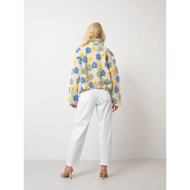 Casualowe spodnie z plecionym paskiem