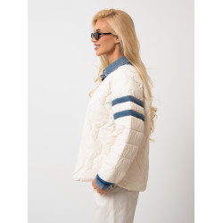 Pikowana kurtka z jeansowymi wstawkami