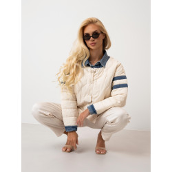 Pikowana kurtka z jeansowymi wstawkami
