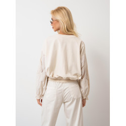 Bluzka z ozdobnymi haftowanymi rękawami | Sprzedaż hurtowa odzieży damskiej