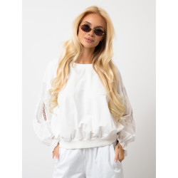 Bluzka z ozdobnymi haftowanymi rękawami | Sprzedaż hurtowa odzieży damskiej