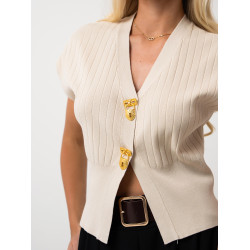 Bluzka z dekoltem V i ozdobnymi złotymi zapięciami | Hurt odzieży damskiej online
