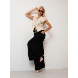 Bluzka z dekoltem V i ozdobnymi złotymi zapięciami | Hurt odzieży damskiej online