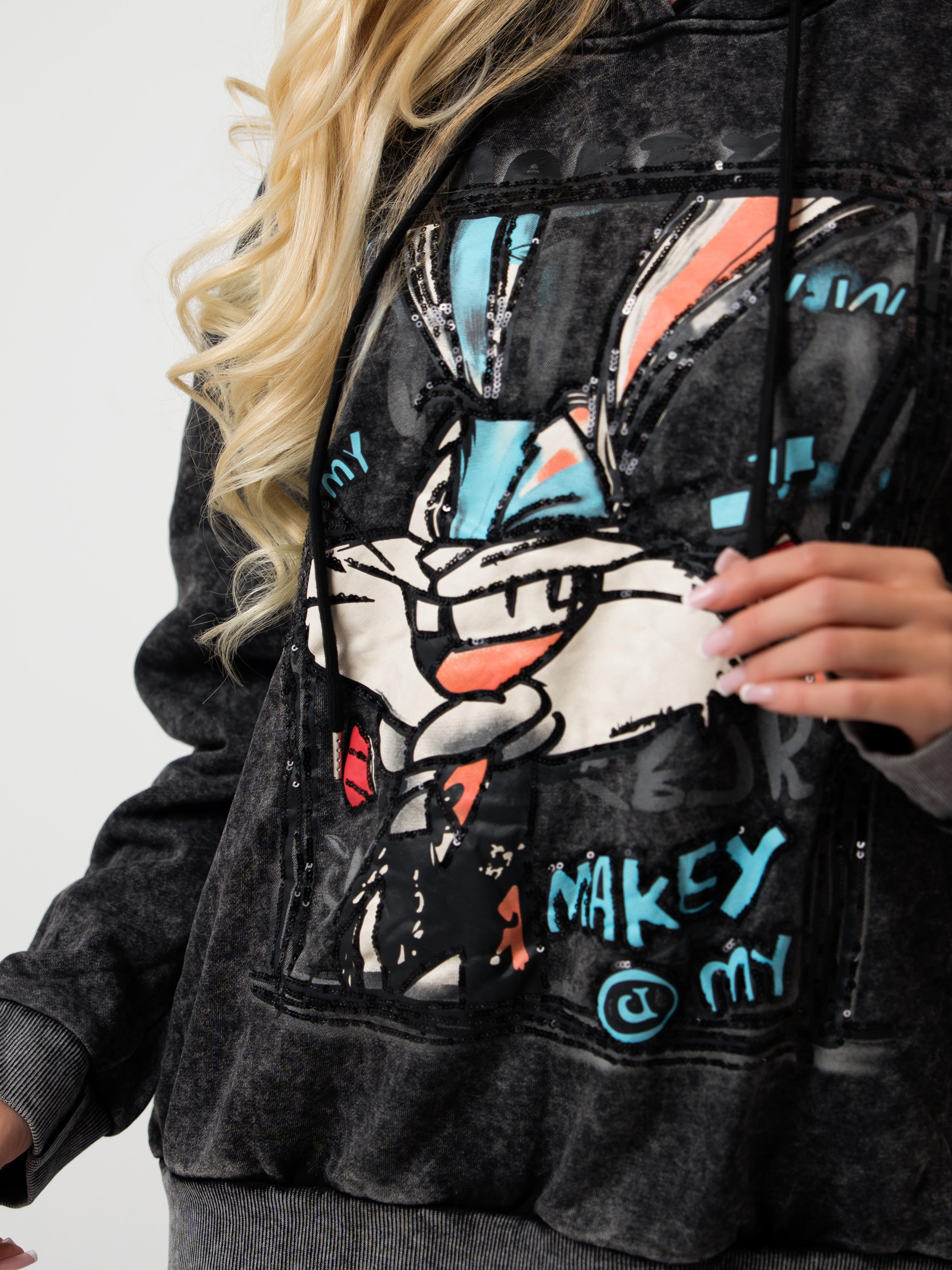 Bluza oversize z kapturem i motywem graficznym