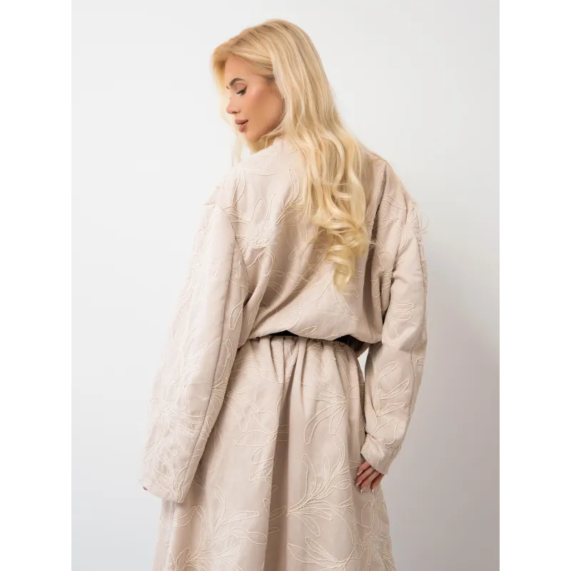 Kurtka bomberka z haftowanym motywem kwiatowym