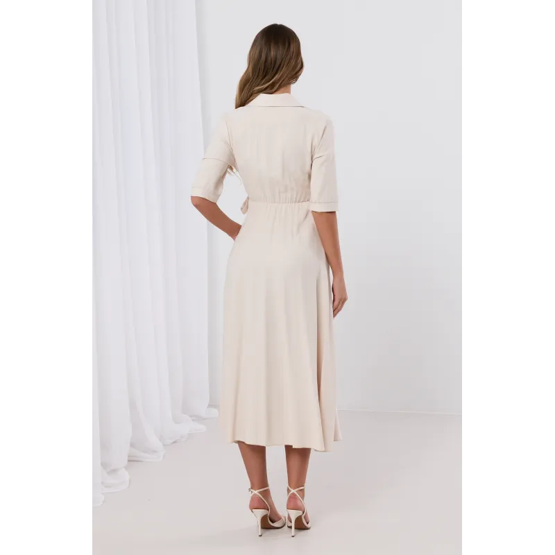 Kopertowa sukienka midi z wiązaniem w talii