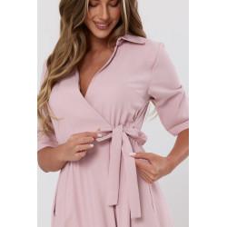 Kopertowa sukienka midi z wiązaniem w talii