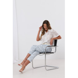 Spodnie cygaretki w kwiatowy print z paskiem