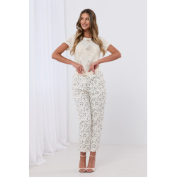 Spodnie cygaretki w kwiatowy print z paskiem