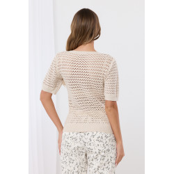 Ażurowy sweter z dekoltem V