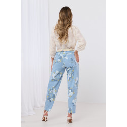 Spodnie jeansowe z kwiatowym wzorem z paskiem