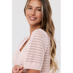 Ażurowy sweter z dekoltem V