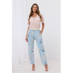 Kwiatowe spodnie z plecionym paskiem