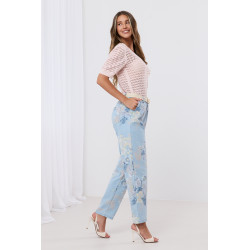 Kwiatowe spodnie z plecionym paskiem