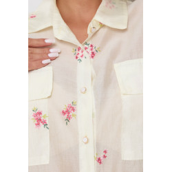 Koszulowa bluzka w drobne kwiaty